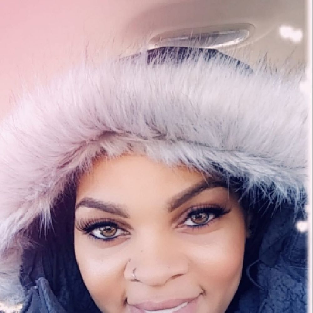 Meet your Posher, Cayla